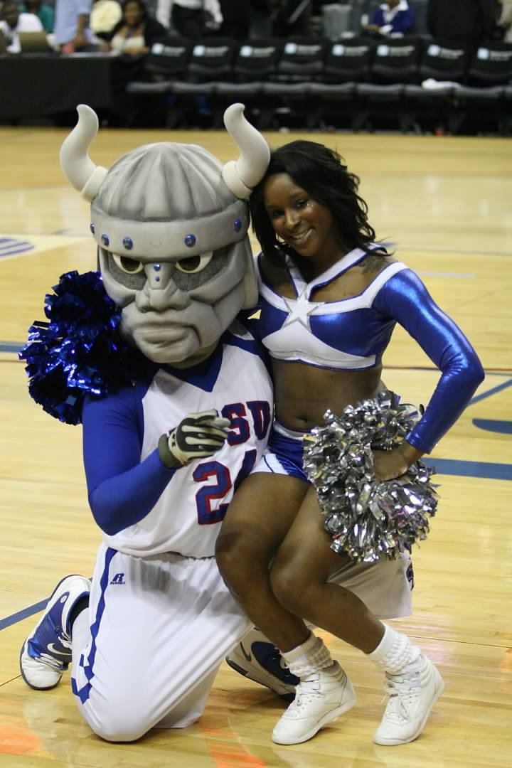 Black College Sports Basketball VSU mascot cheerleader
